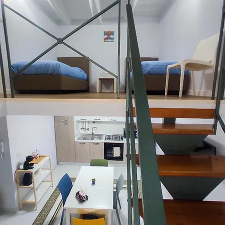 Liz House Toledo Apartment Naples